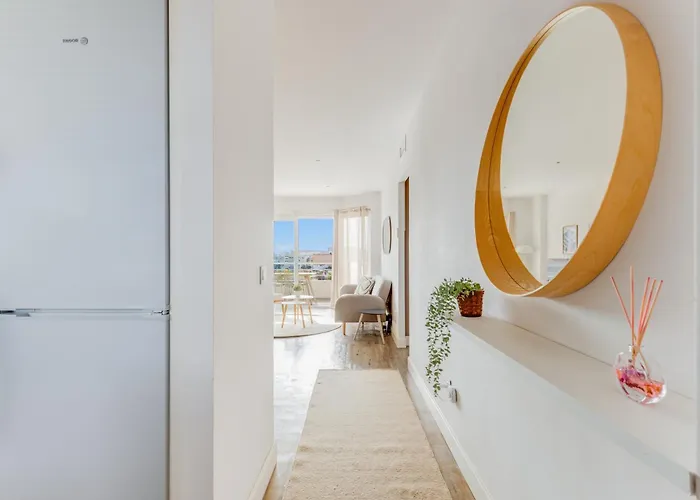 & Terrace Views By Ele