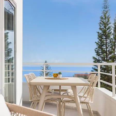 & Terrace Views By Ele Lejlighed