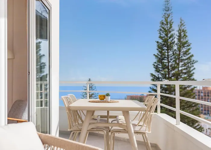 & Terrace Views By Ele Apartament